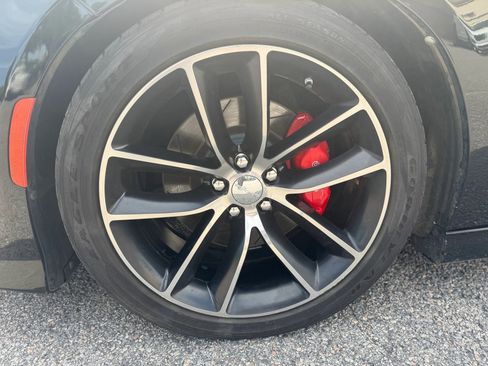 Used 2016 Dodge Charger R/T Scat Pack w/ Beats Audio Group RWD image 14