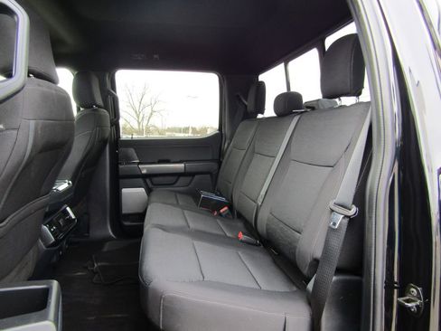 Used 2022 Ford F150 XLT w/ Equipment Group 302A High image 17