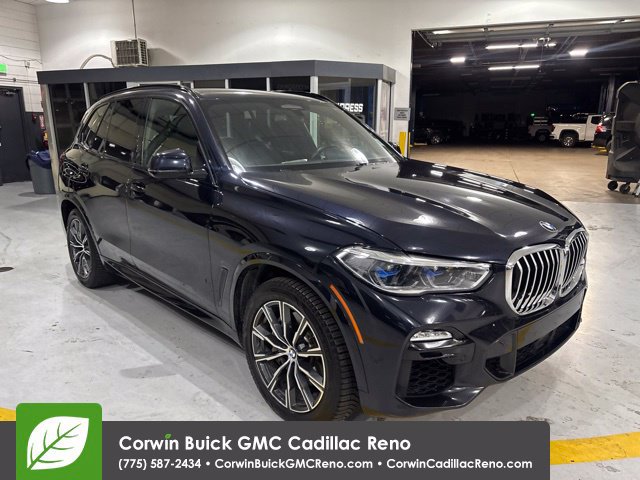 Used 2019 BMW X5 xDrive50i w/ M Sport Package AWD/4WD image 4