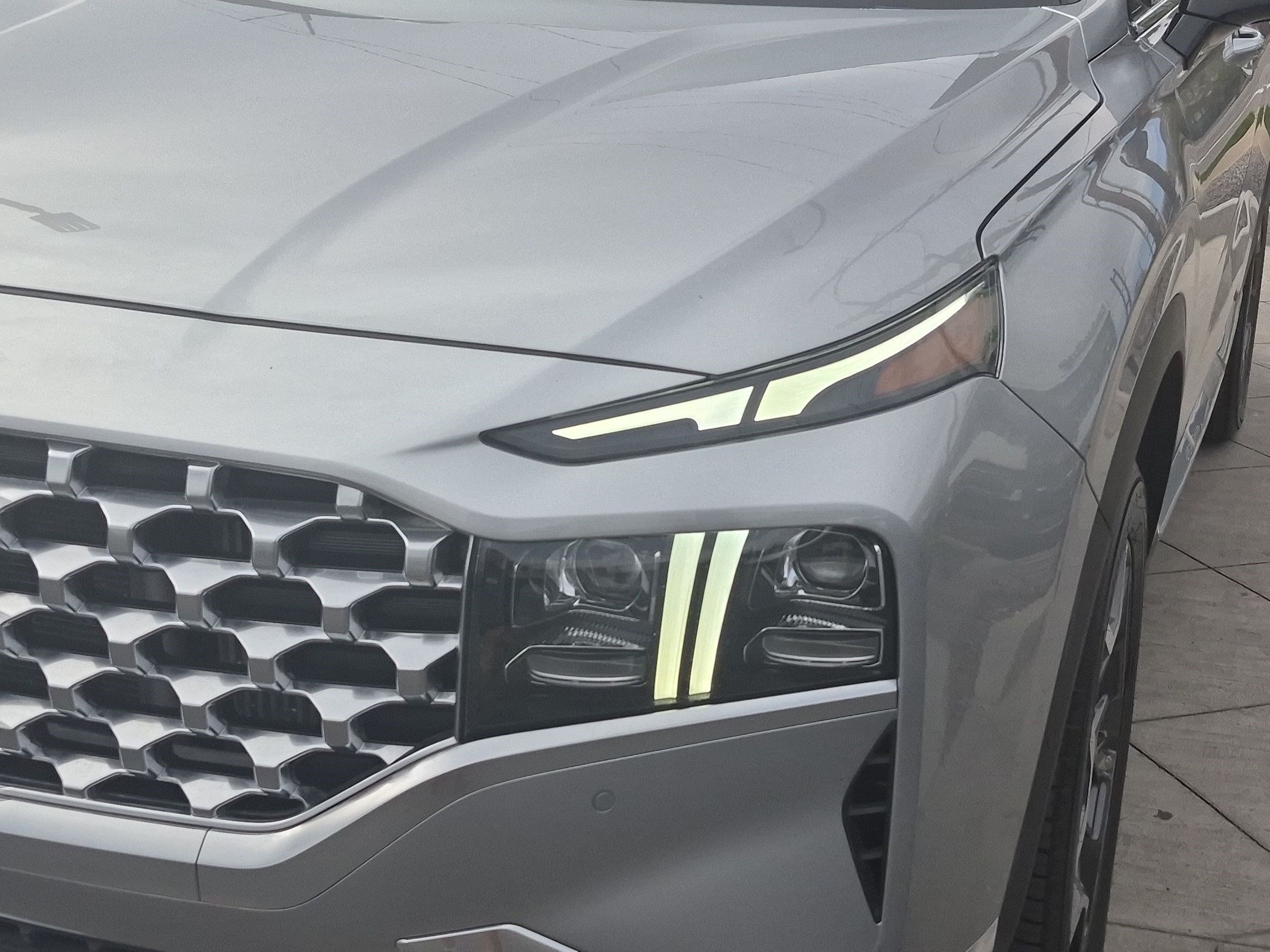 Certified 2023 Hyundai Santa Fe Limited AWD/4WD image 12