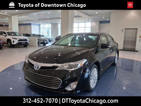 Used 2013 Toyota Avalon Limited image 3