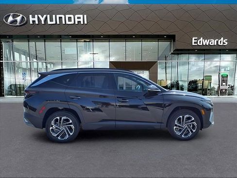 New 2026 Hyundai Tucson Limited image 8