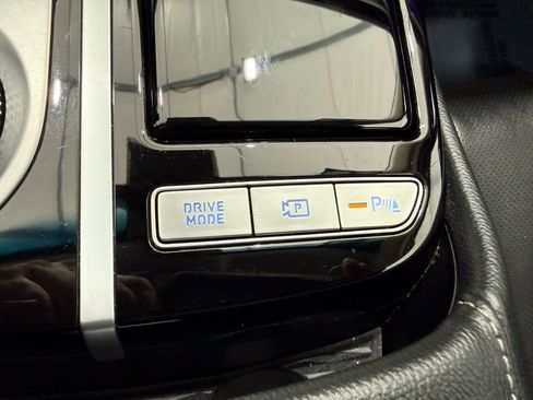 Used 2023 Genesis G80 2.5T image 36