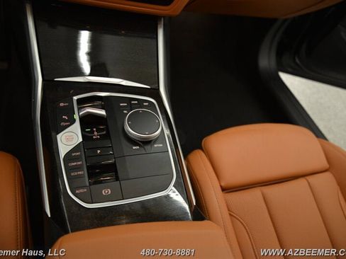 Used 2024 BMW 330i Sedan w/ Convenience Package image 35