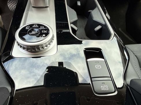 New 2026 Mitsubishi Outlander SE FWD image 35