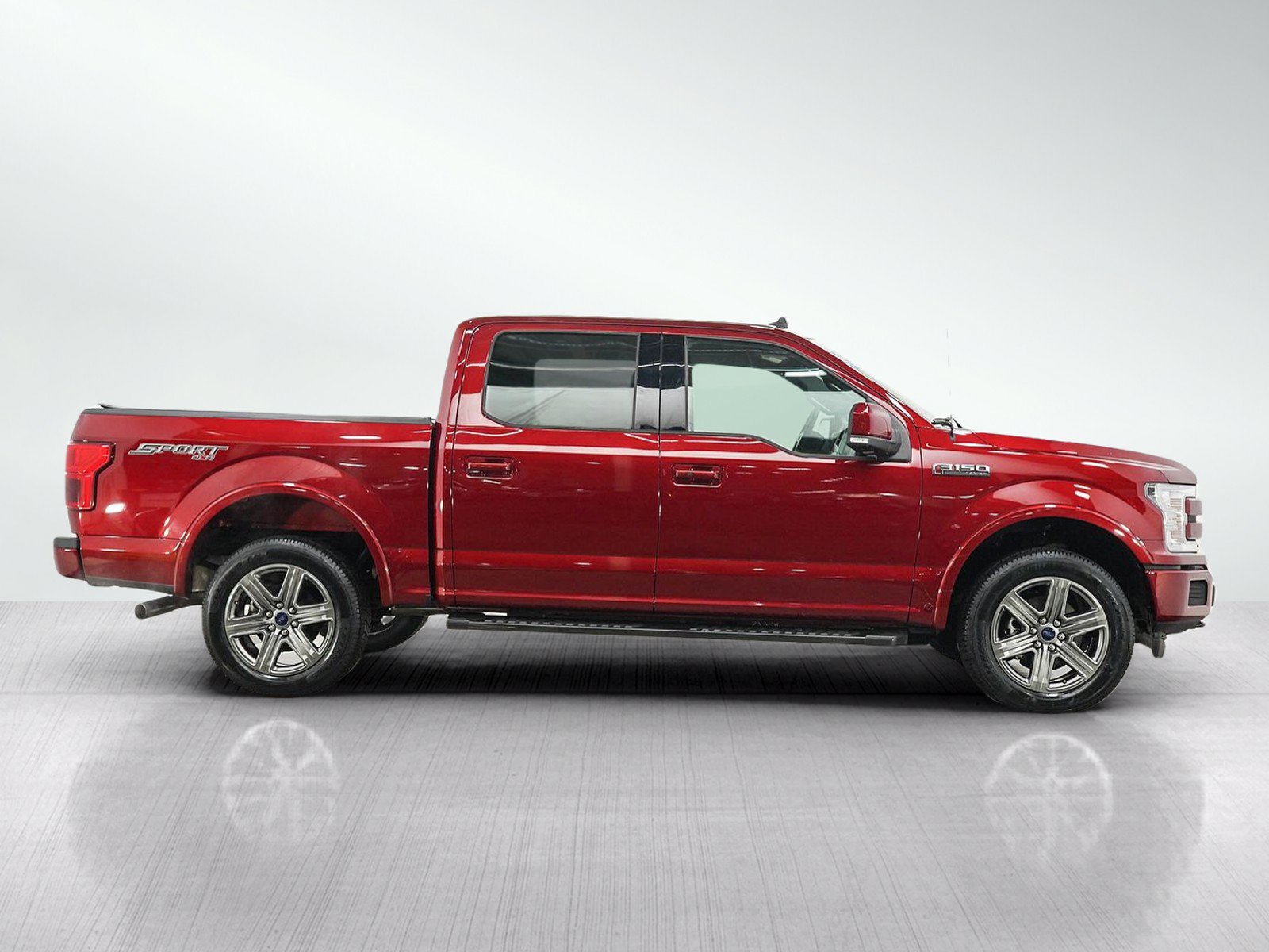 Used 2019 Ford F150 Lariat w/ Equipment Group 502A Luxury AWD/4WD image 6