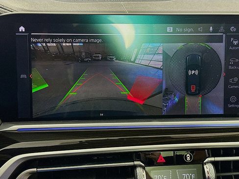 Used 2020 BMW X7 xDrive40i w/ Executive Package image 17