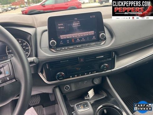 Used 2023 Nissan Rogue SV AWD/4WD image 14