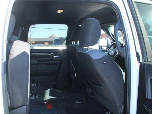 Used 2024 RAM 3500 Big Horn image 12