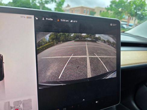 Used 2022 Tesla Model 3 Long Range AWD/4WD image 20