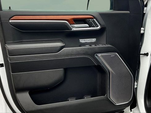 Used 2022 GMC Sierra 1500 Denali image 13