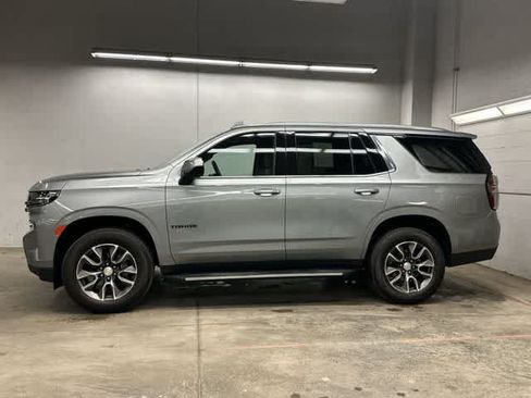 Used 2023 Chevrolet Tahoe LT AWD/4WD image 2