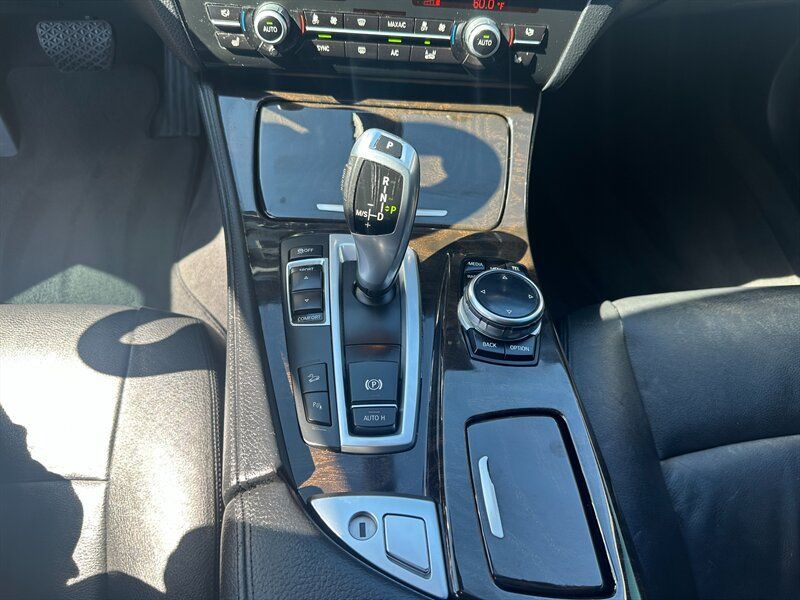 Used 2015 BMW 528i xDrive Sedan AWD/4WD image 18