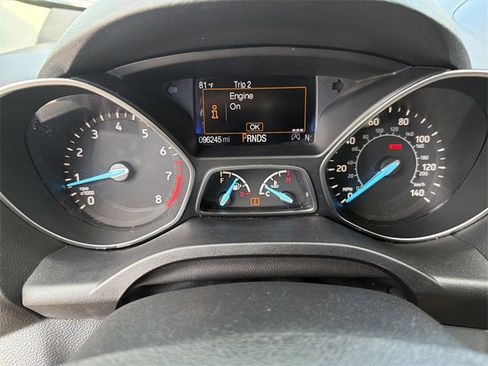 Used 2017 Ford Escape SE w/ Equipment Group 201A image 27