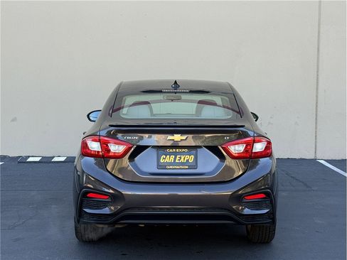 Used 2017 Chevrolet Cruze LT w/ RS Package image 5