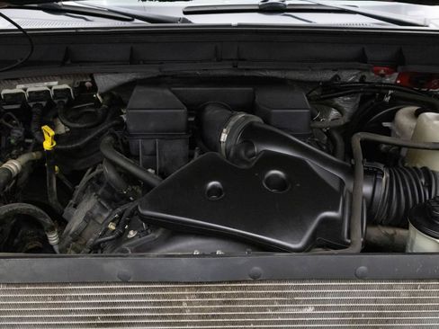 Used 2012 Ford F250 Lariat w/ Lariat Interior Pkg image 34