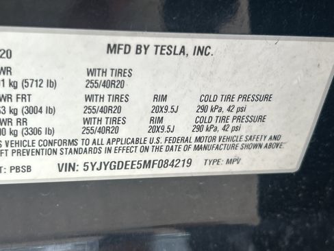 Used 2021 Tesla Model Y Long Range AWD/4WD image 3