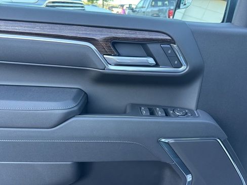 New 2026 GMC Sierra 1500 Elevation image 13