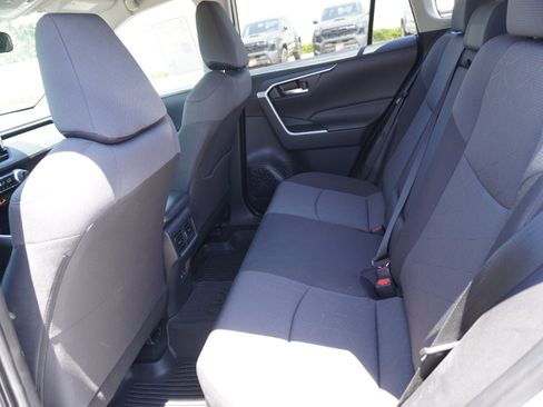 Used 2025 Toyota RAV4 XLE AWD/4WD image 14