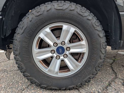 Used 2015 Ford F150 XL w/ Equipment Group 101A Mid AWD/4WD image 12