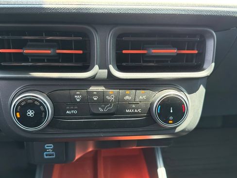Used 2023 Ford Maverick XLT FWD image 19
