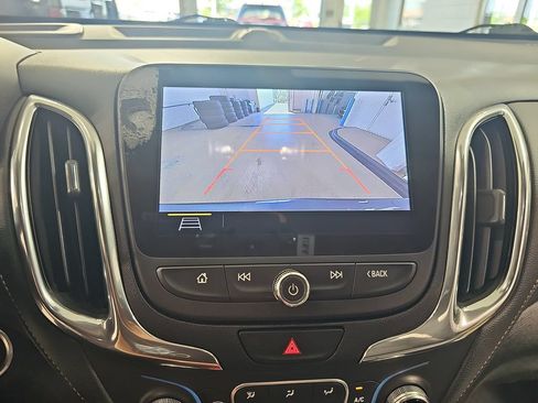 Used 2020 Chevrolet Equinox Premier FWD image 28