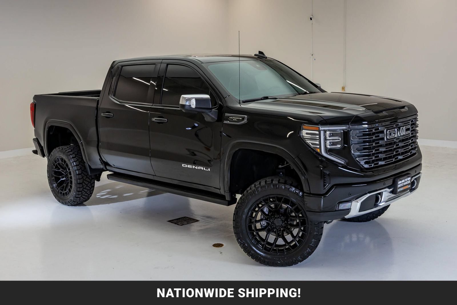Used 2026 GMC Sierra 1500 Denali Ultimate AWD/4WD image 1