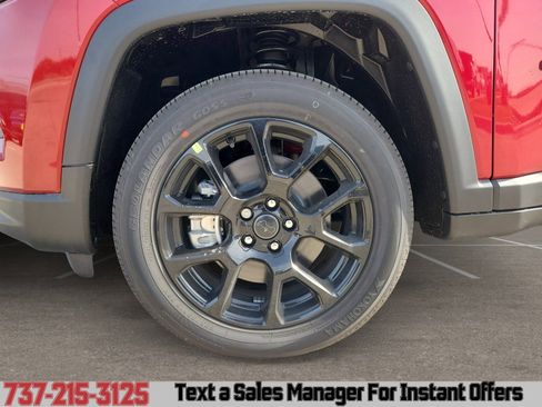 New 2026 Jeep Compass Latitude image 14