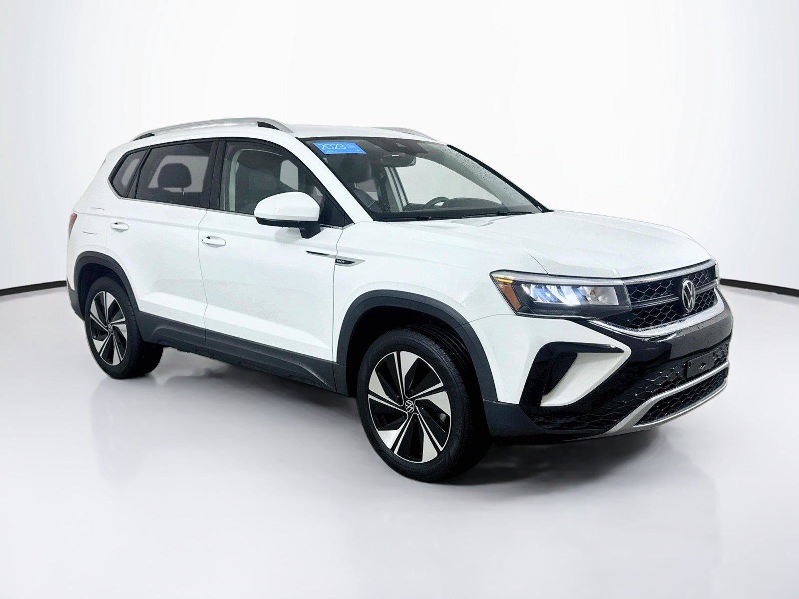 Certified 2023 Volkswagen Taos SE AWD/4WD image 6