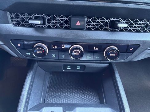 Used 2025 Honda Accord SE image 30