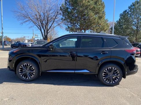 New 2026 Nissan Rogue Platinum w/ Platinum Premium Package image 2