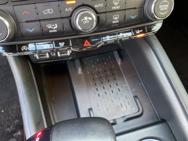 Used 2025 Dodge Durango GT AWD/4WD image 42