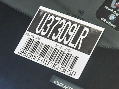 Certified 2023 BMW 330e w/ Convenience Package image 27