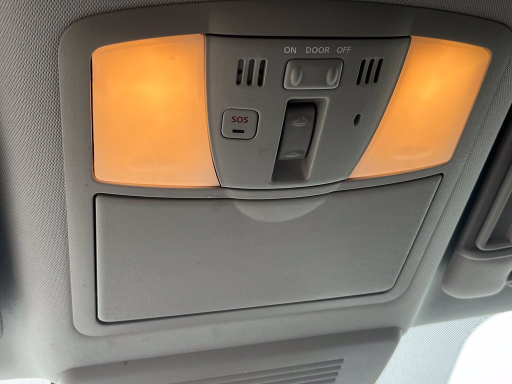 Used 2018 Nissan Armada Platinum w/ Interior Lighting Package AWD/4WD image 27