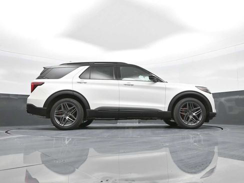 New 2026 Ford Explorer ST AWD/4WD image 70