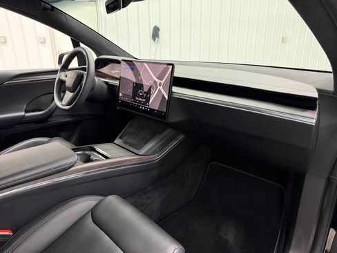 Used 2024 Tesla Model X AWD/4WD image 14