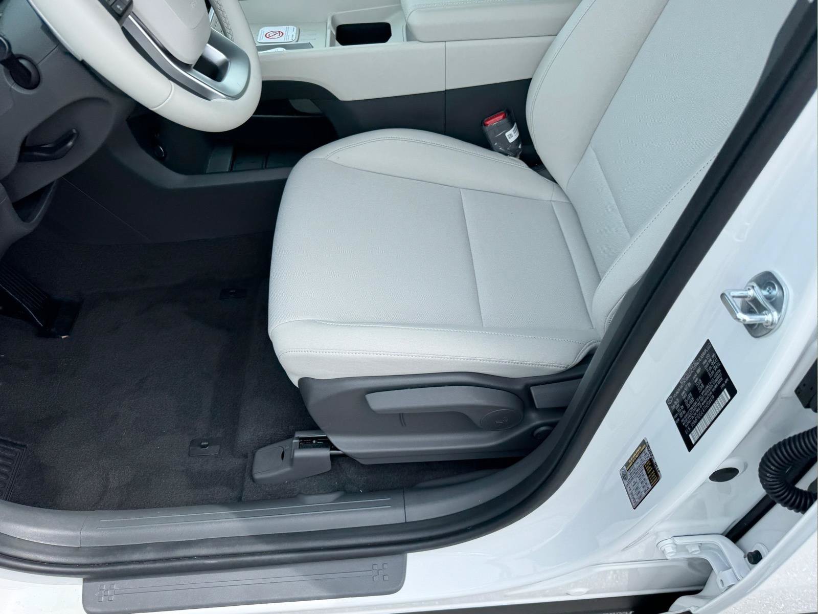 Certified 2026 Hyundai Santa Fe SE AWD/4WD image 6