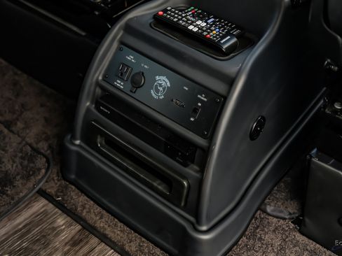 Used 2023 Mercedes-Benz Sprinter 2500 image 65