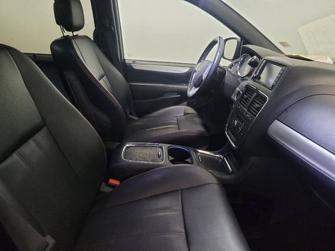 Used 2019 Dodge Grand Caravan GT FWD image 21