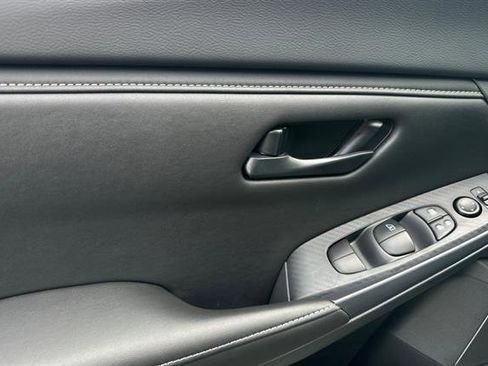 New 2025 Nissan Sentra S image 11