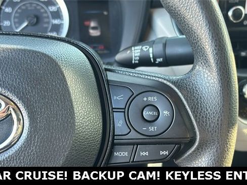Used 2021 Toyota Corolla LE w/ Carpet Mat Package (TMS) image 12
