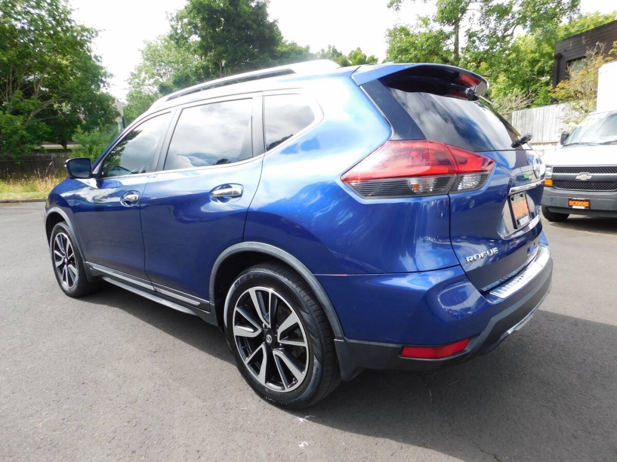 Used 2018 Nissan Rogue SL w/ Premium Package FWD image 3