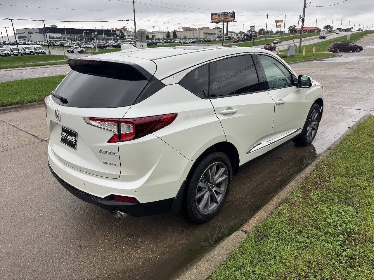 Used 2019 Acura RDX w/ Technology Package AWD/4WD image 5