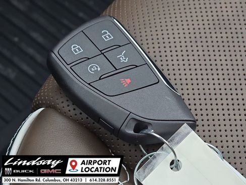 New 2026 GMC Acadia Denali Ultimate w/ LPO, Floor Liner Package AWD/4WD image 37