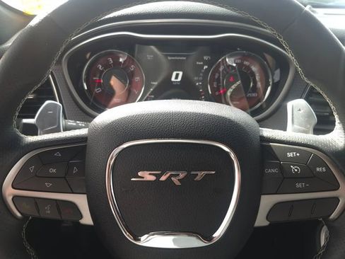 Used 2017 Dodge Challenger SRT Hellcat image 26