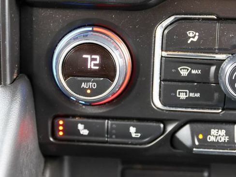 Used 2024 Chevrolet Tahoe LT AWD/4WD image 15