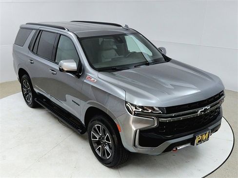 Used 2022 Chevrolet Tahoe Z71 w/ Z71 Off-Road Package image 13