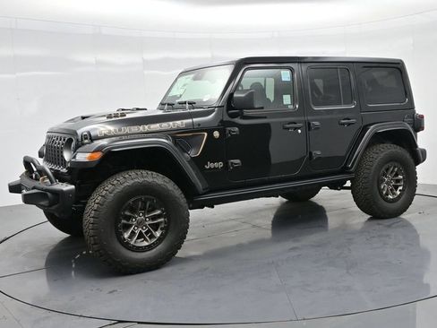 Used 2024 Jeep Wrangler Unlimited Rubicon 392 AWD/4WD image 2