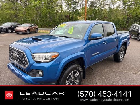 Used 2018 Toyota Tacoma TRD Sport AWD/4WD image 1