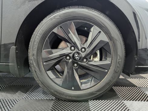 Used 2022 Hyundai Elantra SEL w/ Convenience Package image 6